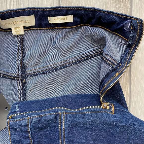 SOLD - Nicki Minaj High Rise Dark Festival Shorts - Picture 8 of 8